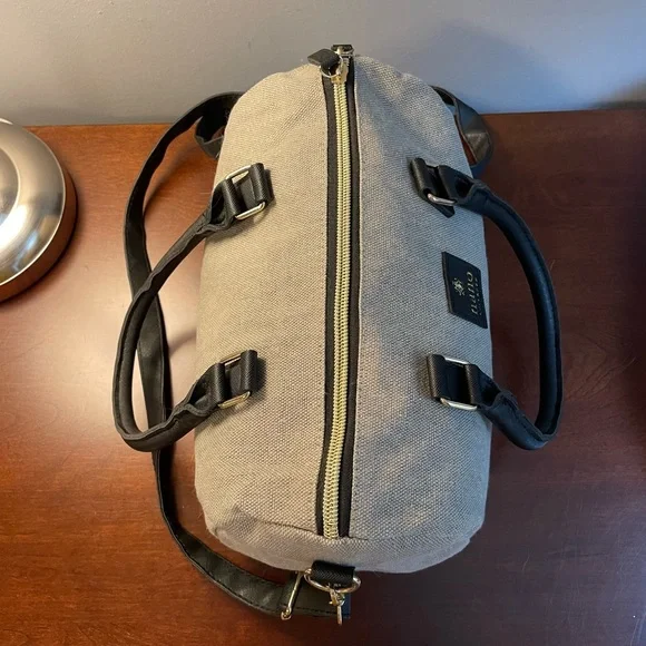 Gone! - Picture 4 of 6